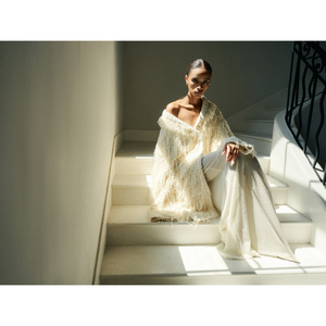 Abrigos de lujo elegantes con cuentas hechas a mano para mujer pre-pedido NORI PREMIUM TASSEL EMB abrigo de lana de gran tamaño marca ANT blanca ropa de mujer - Product Image 1