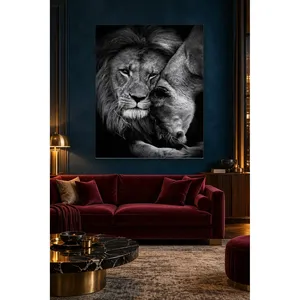 Impression sur toile Fida : Paire de lions face à face, noir et blanc - Product Image 2