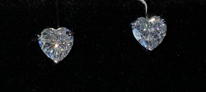 RB GEMS - Pendientes de Plata de Ley 925 con Baño de Oro y Diamantes VVS de 4 Gramos |   Fabricante de Joyería Personalizada Directo de Fábrica |   OEM ODM - Product Image 5