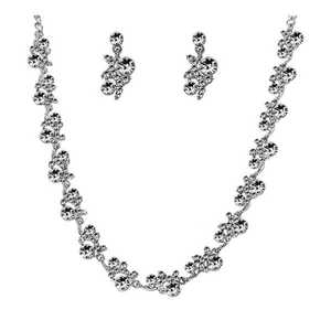 Urthn Fine Jewelry Sets Collier en pierre blanche autrichienne plaquée rhodium 1103807 - Product Image 1