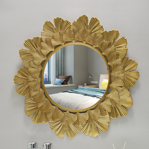 <span class=keywords><strong>Espejo</strong></span> de Pared Decorativo de Metal con Marco Redondeado Moderno de Grado <span class=keywords><strong>Dorado</strong></span> de Alta Calidad para Maquillaje - Product Image 2