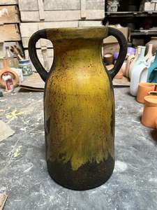 POTS DE FLEURS DE TAILLE MOYENNE FABRIQUÉS À LA MAIN SUR MESURE EN TERRE CUITE avec POIGNÉE pour MAISON ET JARDIN STYLE AMÉRICAIN - Product Image 4