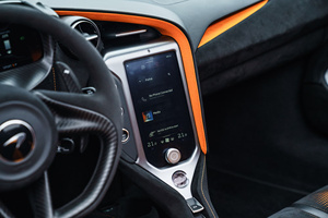 McLaren 750S Spider 2024 Certificado, Limpio y en Buen Estado, Color Verde, Neumáticos R20, Caja de Cambios Automática, Turbo, Tapicería de Tela Oscura, ACC, Aleación de Aluminio - Product Image 6