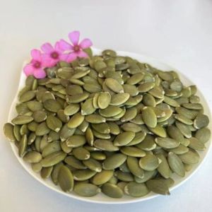 เมล็ดฟักทองดิบอบแห้งคุณภาพสูง เกรดพรีเมียม อุดมด้วยสารอาหาร ไม่ผ่านการคั่ว โปรตีนและไฟเบอร์สูง ซูเปอร์ฟู้ด 100% จากธรรมชาติ พรีเมียม 1 กก. - Product Image 1