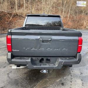 Toyota Tacoma 2024 en Perfecto Estado - Product Image 3