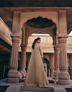 Tenue attrayante indienne d'excellente qualité véritable costume Salwar en soie Chinon et Koti avec travail de broderie exportateur mondial à vendre - Product Image 3