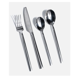 Ensemble de couverts en acier inoxydable élégant et portable avec des poignées courbées, comprenant une fourchette, un couteau à beurre, une cuillère à table pour dîner - Product Image 4