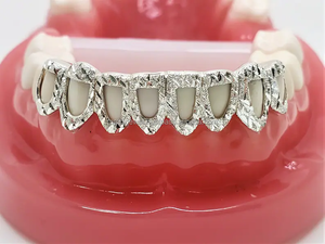 925 fábrica de plata esterlina personalizada superior 8 inferior 8 Sin diamantes Hip Hop rapero dientes Grillz para regalo - Product Image 6