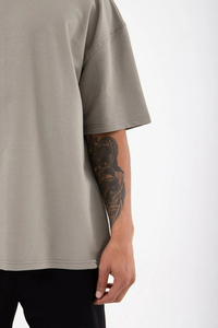 เสื้อยืดผู้ชายคุณภาพสูง ทรงปกติ สวมใส่สบาย ระบายอากาศได้ดี ผ้าฝ้าย 100% แขนสั้น พิมพ์ลายดิจิทัล สไตล์ไฮสตรีท - Product Image 2