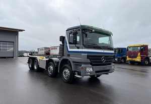 Tracteur routier Mercedes Benz Actros 8X6 de 2010, très propre, à vendre - Product Image 3
