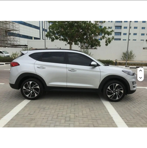 DISCOUNT Véhicule d'occasion fiable 2024 pour Tucson SUV - 12 500 km - Modèle 2024 - Transmission automatique - Toit ouvrant - Product Image 2