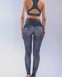 Precio al por mayor. Conjunto de Yoga de 3 Piezas con Leggings de Cintura Alta, Sujetador Deportivo y Chaqueta Corta para Mujer, Ropa Deportiva para Gimnasio - Product Image 4