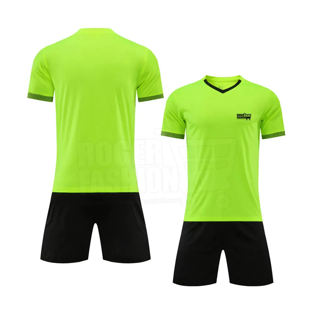 Custom Design Training Wear Soccer Uniform For Team Durable Material New Arrival Soccer Uniform
