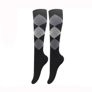 Calcetines de algodón 100% de alta calidad para hombre, transpirables, cálidos, de longitud completa, estirables, antibacterianos, a la moda, sólidos, lisos, diseño personalizado - Product Image 1