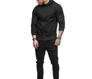 Ensemble Jogging Homme Slim Fit en Polyester de Haute Qualité avec Logo Brodé pour la Saison Hivernale - Product Image 1