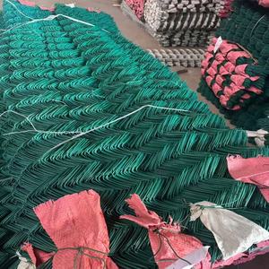 Clôture en treillis galvanisé enduit de PVC, anti-corrosion, 8 pieds, prix de gros pour l'Afrique (mines) et l'Amérique du <span class=keywords><strong>Nord</strong></span> (usage résidentiel) - Product Image 4