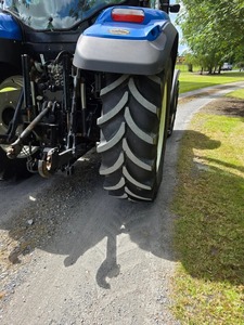 รถไถนา Newhollandd 6030 ปี 2007 เครื่องยนต์ Cummins 22 แรงม้า สภาพดี สะอาด - Product Image 4