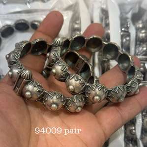 OM Fashion Studio Brazaletes oxidados de plata alemana Conjuntos de joyas-Estilo clásico Ligero Multifunción Ropa de fiesta Moda - Product Image 4