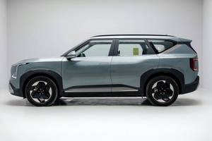 Kia EV5 AIR 530 FWD 2024 Usado Certificado con Bajo Kilometraje (1.7 km) y Excelente Estado, Color Verde, SUV Eléctrico de Lujo, Listo para Enviar - Product Image 5