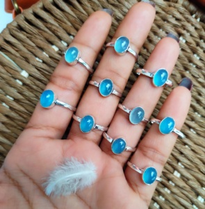 La mayoría de las tendencias, venta al por mayor, anillos de moda, piedra de Calcedonia Natural, chapado en plata esterlina, joyería de latón impermeable para fines de regalo - Product Image 1