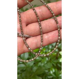Cuentas de Diamante Facetadas de 4 mm de Alta Calidad, Color Champán, para Joyería Personalizada, Regalo Perfecto para Navidad - Product Image 1