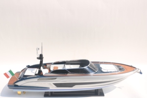 Barco de Velocidad Modelo Rivale 56, Barco Náutico de Madera Pintado a Mano, Diseño Europeo Personalizado, Decoración del Hogar - Product Image 3