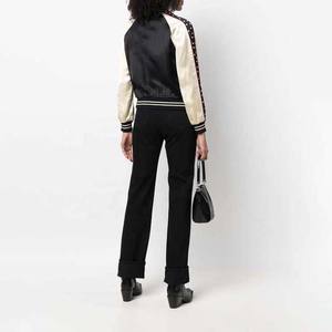 Logotipo bordado, diseño OEM, ropa de mujer, chaquetas, parche personalizado, nuevo estilo, chaquetas de béisbol, chaquetas universitarias de satén transpirables - Product Image 5