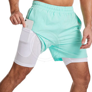 Pantalones cortos deportivos ligeros para hombre de último diseño 2025, estilo informal transpirable de cintura media con patrón sólido hecho de tela de poliéster - Product Image 3