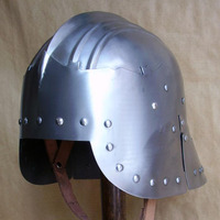 Réplica de Casco Gótico Hecho a Mano con Incrustaciones de Esmalte, Corte a Troquel, Acero Suave/Ferroso de Calibre 18 para Recreaciones Históricas