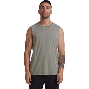 เสื้อกล้ามออกกำลังกายระบายอากาศลำลองสำหรับผู้ชายเสื้อกล้ามเล่นกีฬาฤดูร้อนโลโก้ตามสั่งผลิตจากโรงงาน - Product Image 1