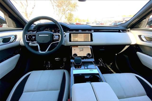 SUV de Lujo Mediano Premium 2024, Alto Rendimiento, 4x4, Automático, Volante a la Izquierda, Neumáticos R18, con Interior Avanzado y Diseño Moderno - Product Image 4