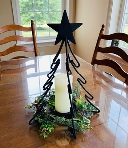Wholesale Metal Christmas Tree Design <b>Tealight</b> Candle Holder Best For Home Festive And Other Function Decor Candle Holder - Product Image 4