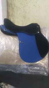 อานม้าสังเคราะห์สถานะ18นิ้วสีดำพร้อมเหล็กป้องกันสนิมภายในต้นไม้พลาสติก - Product Image 3