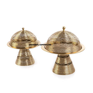 Juego de dos soportes para chocolate Acabado en oro Tazón dulce hecho a mano Diseñador de forma redonda Tazón de chocolate nuevo de lujo - Product Image 3