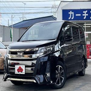 Volante a la derecha 2023 usado para SUV Noah con tracción total, asientos de cuero, neumáticos R17, interior oscuro en venta - Product Image 3