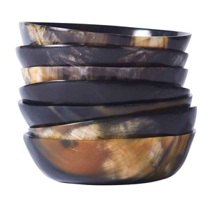 Cuenco de Cuerno Natural Hecho a Mano Personalizado de la India, Pulido y Ecológico, para Servir en Fiestas y Decoración, por Saniya Handicraft - Product Image 1