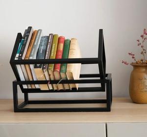 Serre-livres en fer lourd au design exclusif avec un savoir-faire haut de gamme idéal pour la décoration intérieure de luxe et l'organisation élégante des étagères - Product Image 2