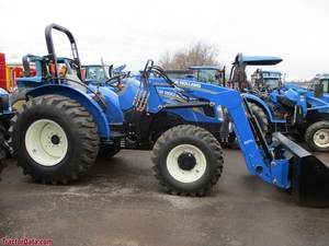Tracteur agricole d'occasion New Holland Workmaster 60 Diesel 4x4 avec moteur de 70 CV, variantes de 10 CV et 100 CV pour tracteur de jardin à vendre - Product Image 2