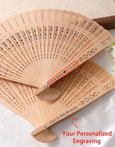 EcoFan Naturals Ventilador de mano de bambú tradicional con diseño plegable suave Característica biodegradable ecológica para uso doméstico - Product Image 1