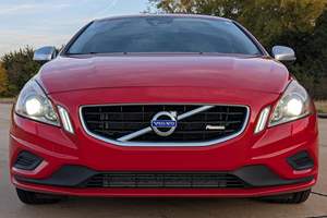 VOLVO S60 T6 R-DESIGN AWD 2012 d'occasion, conduite à gauche/droite - Product Image 4