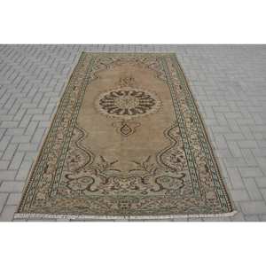 Alfombra de retazos de lana de 4,9x8,5 pies verde marrón antiguo, diseño turco Vintage, tejido plano de látex para decoraciones de sala de estar para adolescentes - Product Image 1