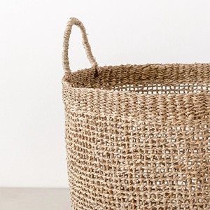 Round <b>woven</b> <b>basket</b> made of sea grass, Mera brand, with a handle - Product Image 2
