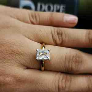 Anillos de Moda de Acero Inoxidable con Diseño Único y Moissanita de Corte Radiante Creada en Laboratorio para Mujer, Regalo de San Valentín - Product Image 6