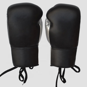 ถุงมือชกมวยหนังวัวขนาด10ออนซ์มีโลโก้ออกแบบได้ตามต้องการด้ามจับแบบผูกเชือกหนัง PU มีเอกลักษณ์สำหรับศิลปะการต่อสู้ - Product Image 2