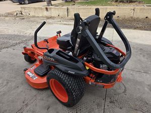 เครื่องตัดหญ้าแบบ Zero Turn รุ่น Kubota Z422 ราคาประหยัด ดูแลรักษาง่าย เหมาะสำหรับสวน ไร่นา และงานดูแลภูมิทัศน์ - Product Image 5