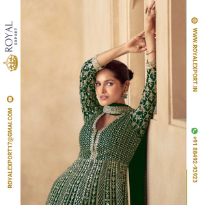 Presentamos colecciones de trajes de fiesta de diseñador exclusivo Real Georgette Heavy por Fabricación de Royal Export en Surat Gujarat - Product Image 6