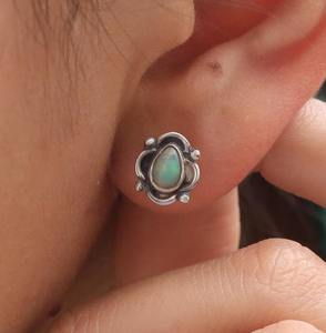 925 Plata estampada mejor calidad diseñador joyería 925 plata esterlina sólida hecha a mano piedras preciosas ópalo Spinner Stud pendientes - Product Image 2