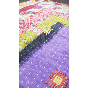 Ensemble de 20 serviettes de table rectangulaires en tissu sari 100 % coton à motifs floraux indiens, avec broderie Kantha assortie, pour la maison et la cuisine - Product Image 6