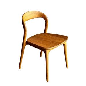 Chaises de restaurant en teck ancien de haute qualité avec une finition soignée et lisse - Product Image 1