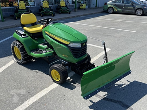 Tractor de Jardín John Deere X570 2024 de 24 HP, Cortacésped de 54 Pulgadas con Transmisión Hidrostática, en Venta - Product Image 6